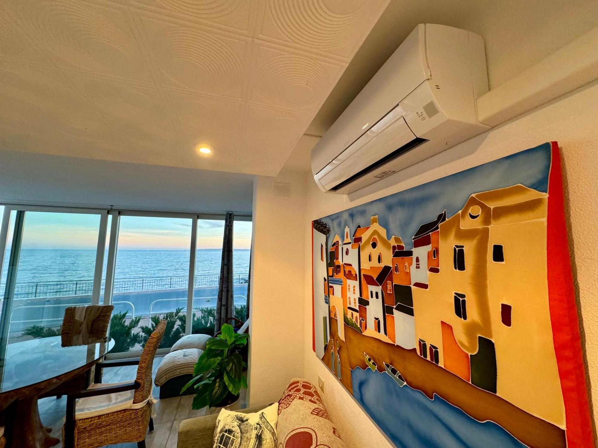 Magnifique Appartement En Front De Mer, Caneylles Roses Dış mekan fotoğraf