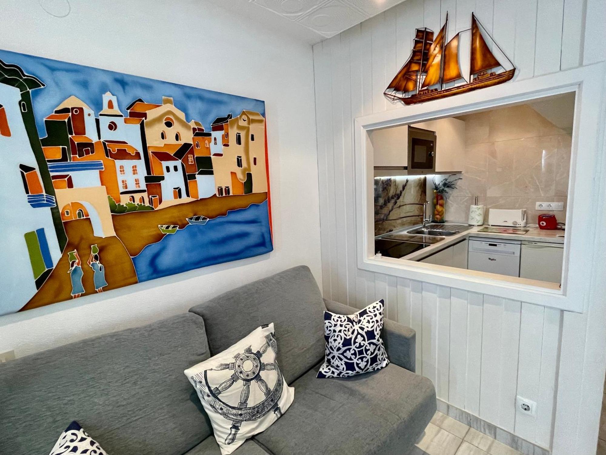 Magnifique Appartement En Front De Mer, Caneylles Roses Dış mekan fotoğraf
